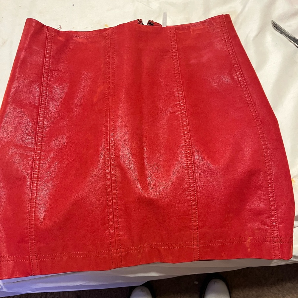 Size 2 free people red/coral/dark orange faux leather mini skirt never been worn